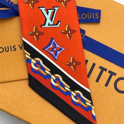 louis vuitton scorpio bandeau|louis vuitton squares.